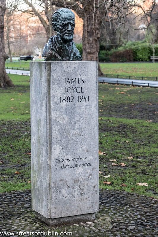 James Joyce (February 2, 1882 - January 13, 1941) was an Irish author and poet.