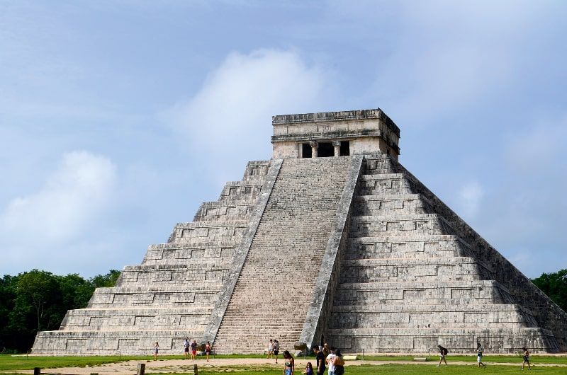 Castle Pyramid, Chichen Itza, Yucatan, Mexico.