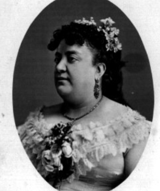 María de los Ángeles Manuela Tranquilina Cirila Efrena Peralta, later known simply as Ángela Peralta.