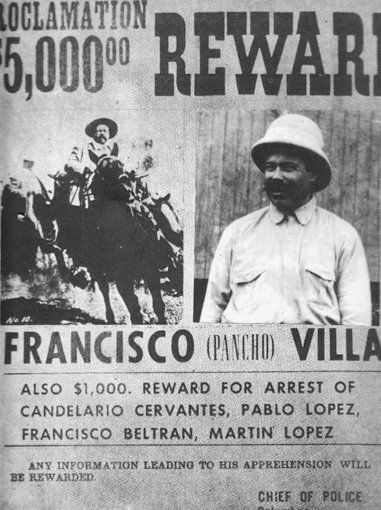 A poster offering 5000 dollars for the capture of Pancho Villa.