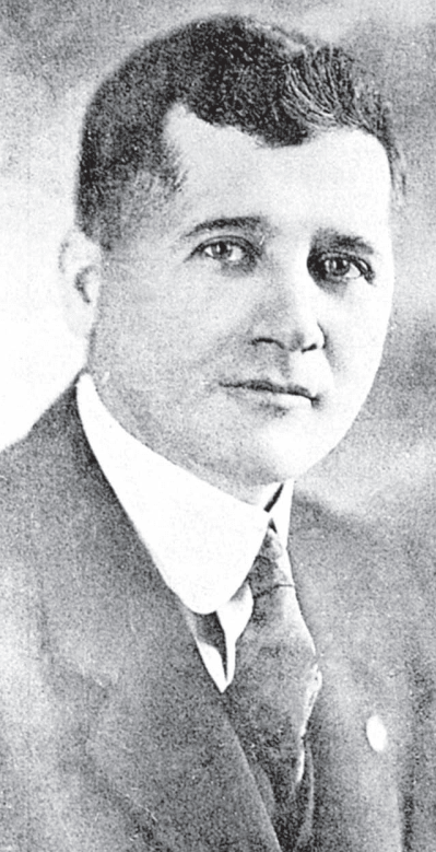 Carrillo Puerto, Governor of Yucatán between 1922 and 1923.