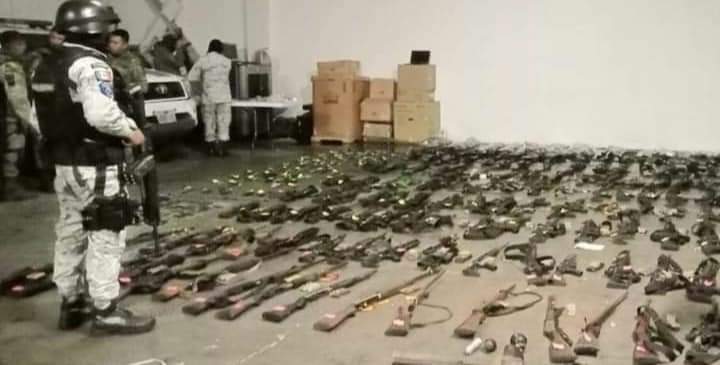 Part of the arsenal was seized from members of Pueblos Unidos in the municipality of Uruapan Michoacán.