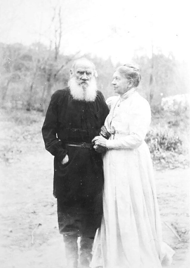 Lev and Sofia Tolstoy, September 23, 1910.
