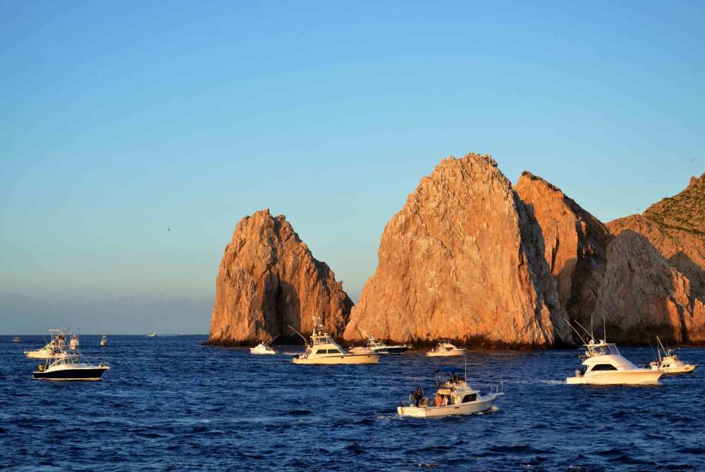 Fishermen at work in the picturesque Loreto Bay, one of the top fishing spots in Baja California Sur