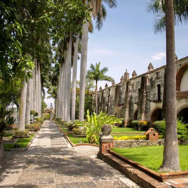 Step back in time at Hacienda Vista Hermosa, a 16th-century architectural jewel.