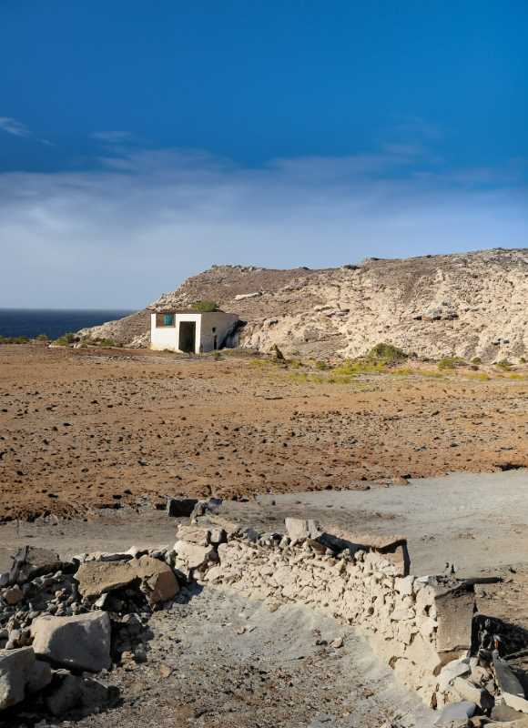 The haunting landscape of Islas Marías, the backdrop of 'Muros de Agua,' where Revueltas was imprisoned.