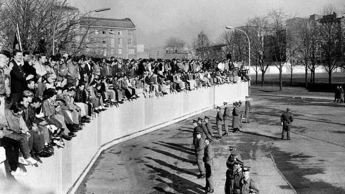 The history of the Berlin Wall that many are unfamiliar with