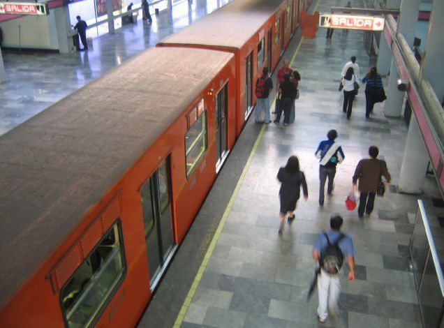 Everyone enters but some never leave: the alarming "black hole" of Mexico's metro