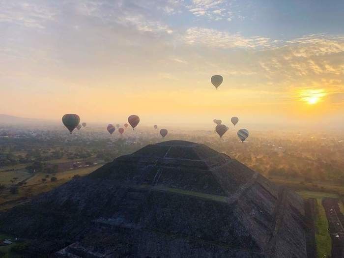 Where to fly in a hot air balloon in Mexico?