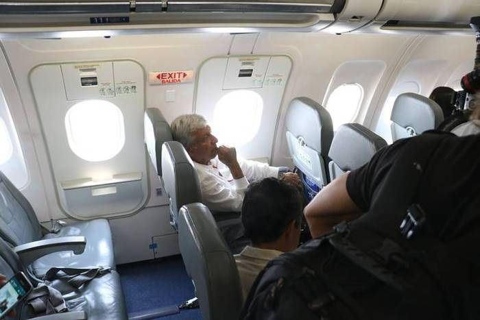 It's horrible, stewardess reveals the ordeal of flying with the President of Mexico