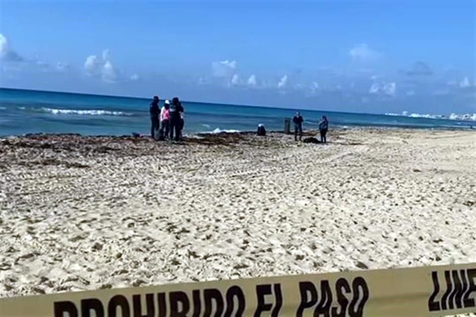 A Body of a Dead Man Found on the Beach in the Hotel Zone of Cancun
