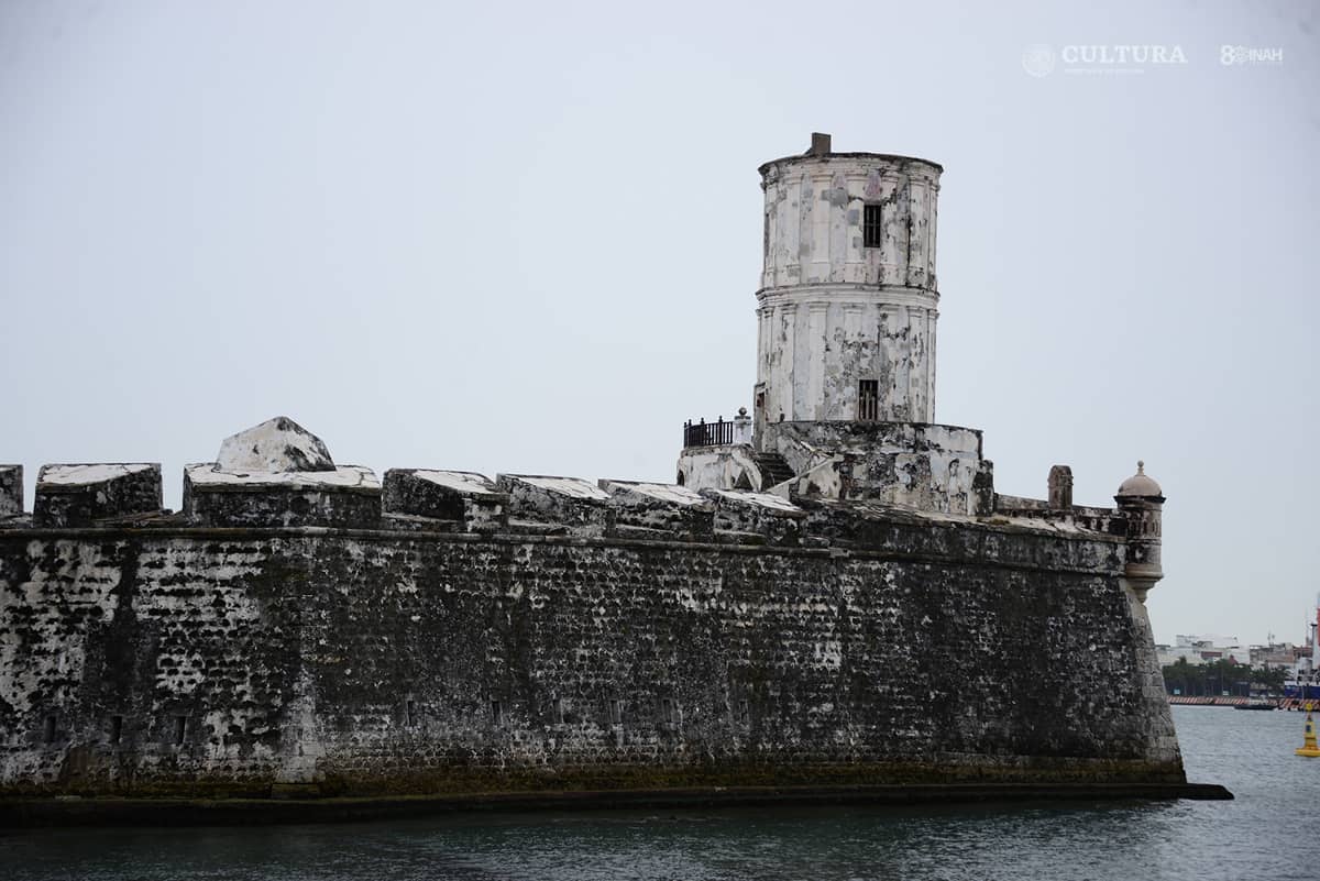 What happened in the San Juan de Ulua fortress?