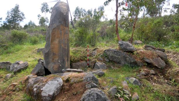 Stonehenge espanhol descoberto na plantação de abacate