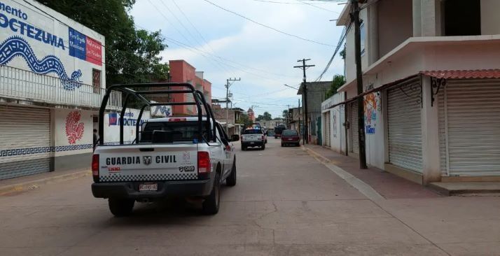 Gun battles leave eight dead in Michoacan, Mexico
