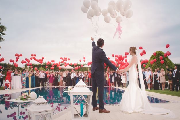 Riviera Maya weddings are a perfect blend of romance and party