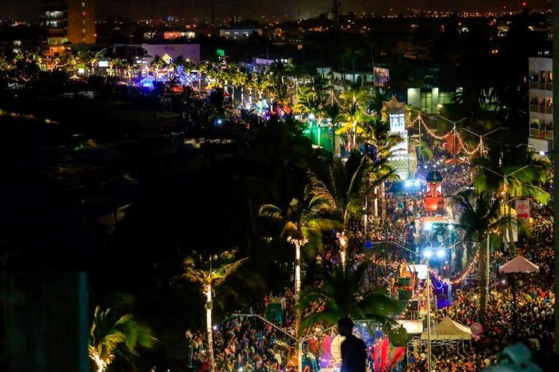 Mazatlan Carnival 2023 Parade Kicks Off with Floats and Troupes