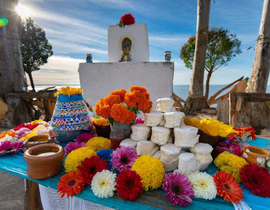 The Spiraling Costs of Mexico's Day of the Dead Altars