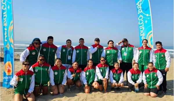 Mexican national beach wrestling team, during the Acapulco 2024 World Series.