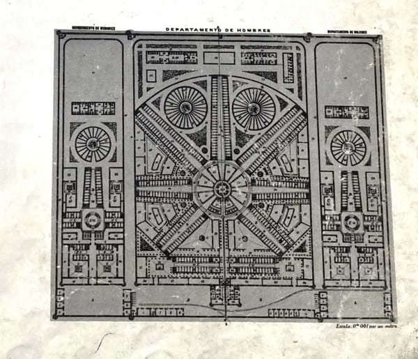 A diagram or floorplan of Lecumberri's panopticon, showing the central watchtower and circular arrangement of cells.