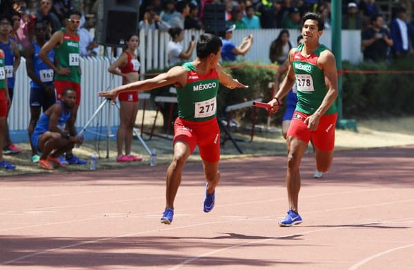 Mexico's 4x400m relay team qualifies for the World Championships, keeps Olympic dreams alive.