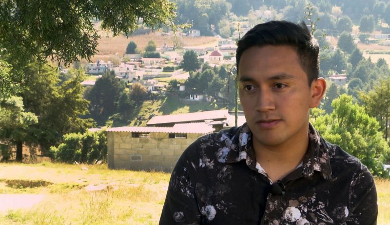 César Cruz is rescuing the Mazahua language with a cell phone application.