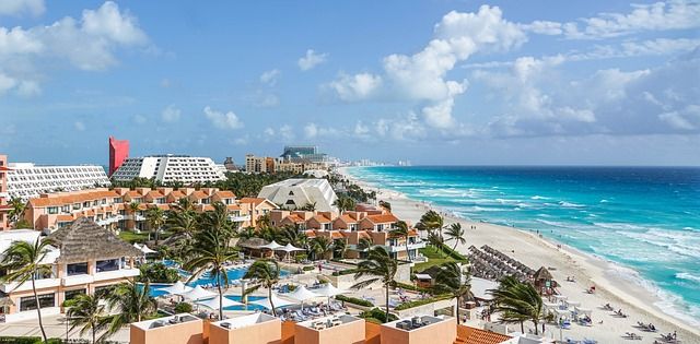 How to choose a hotel in Cancun for couples.
