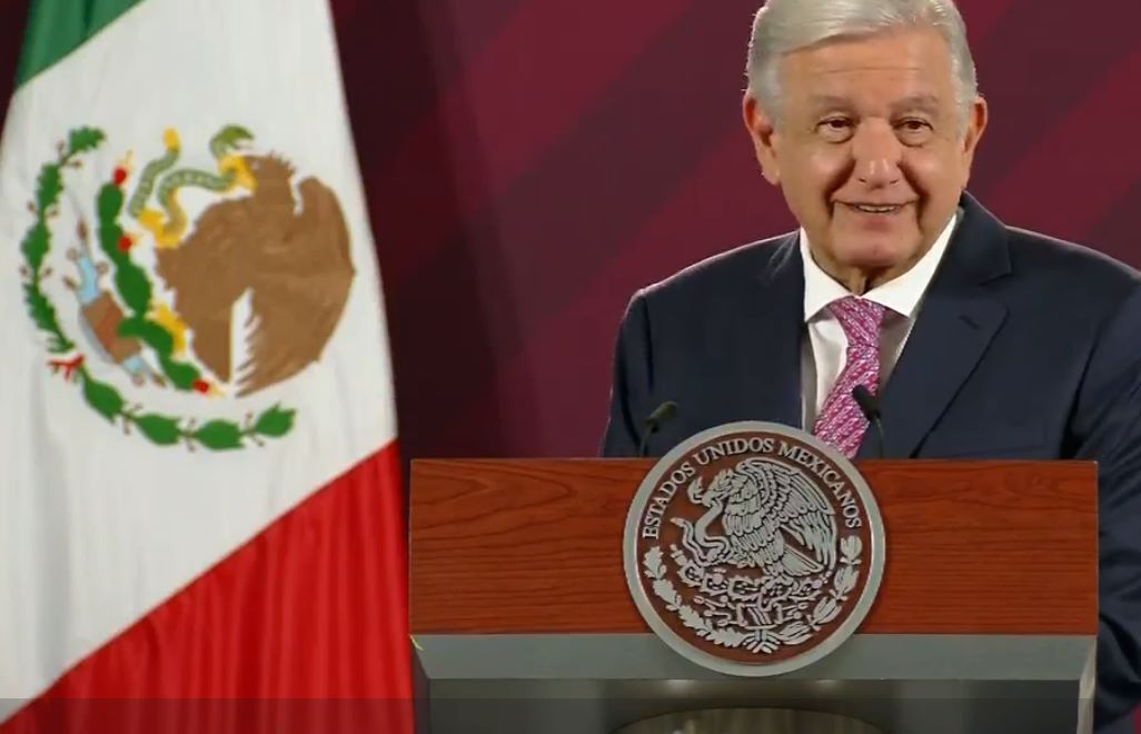 President López Obrador passionately addresses the audience, discussing the upcoming pension increase.
